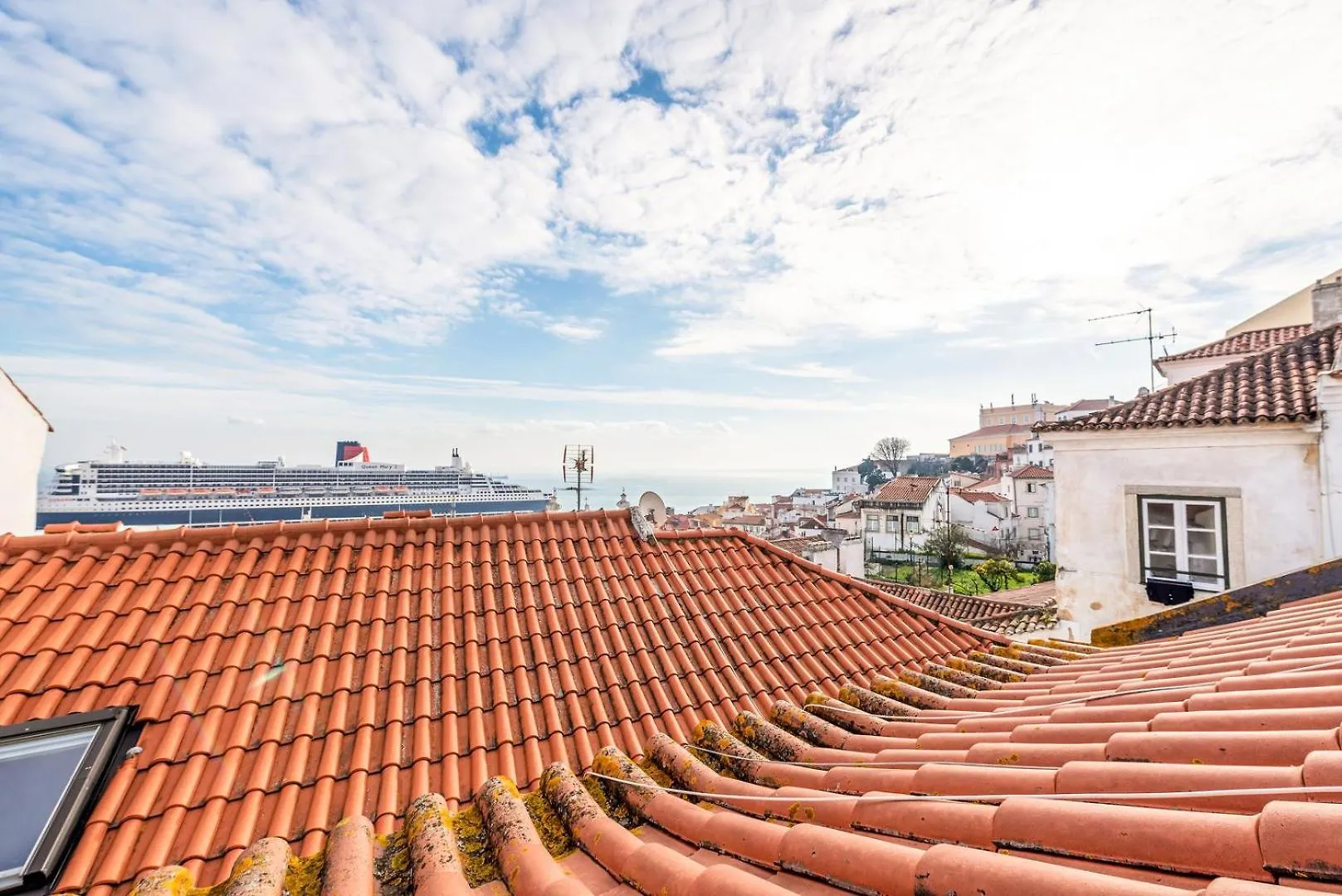 Guestready - A Charming Wooden Retreat Daire Lisboa