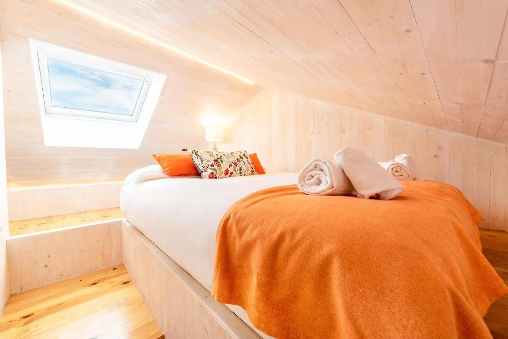 Апартаменты Guestready - A Charming Wooden Retreat Лиссабон